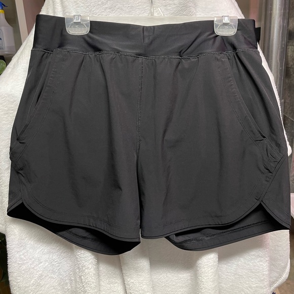 Lands End black swim skort. - Picture 1 of 5